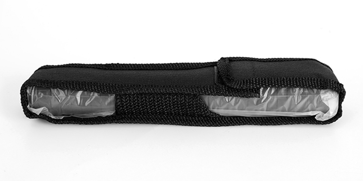 三節(jié)伸縮型甩棍