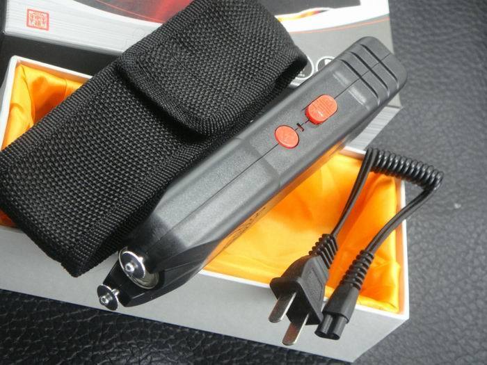 704型防暴電擊器 704型防暴電擊器