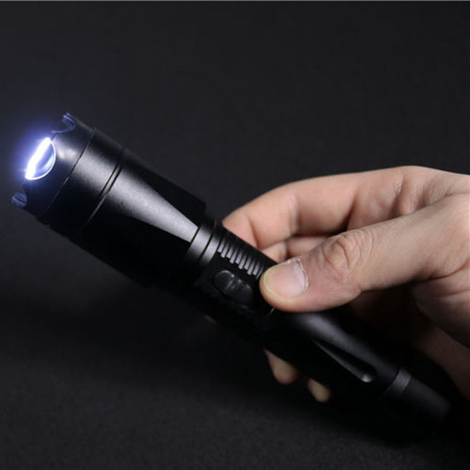 黑鷹x3防狼電擊器