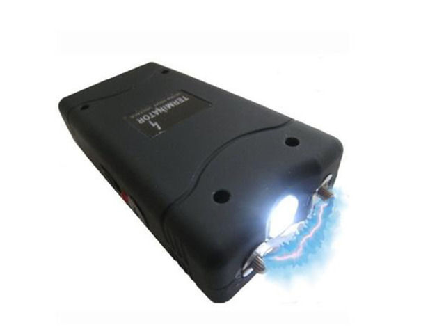 800掌心雷超薄電擊器